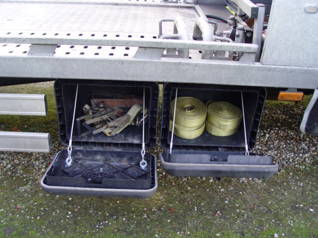 Iveco Oprijwagen 3.jpg