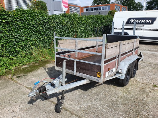 Takkenbak met zijhekken en oprijklep, 2.65-kuub, No: 9 Takkenbak met zijhekken en oprijklep, 2.65-kuub, No: 9